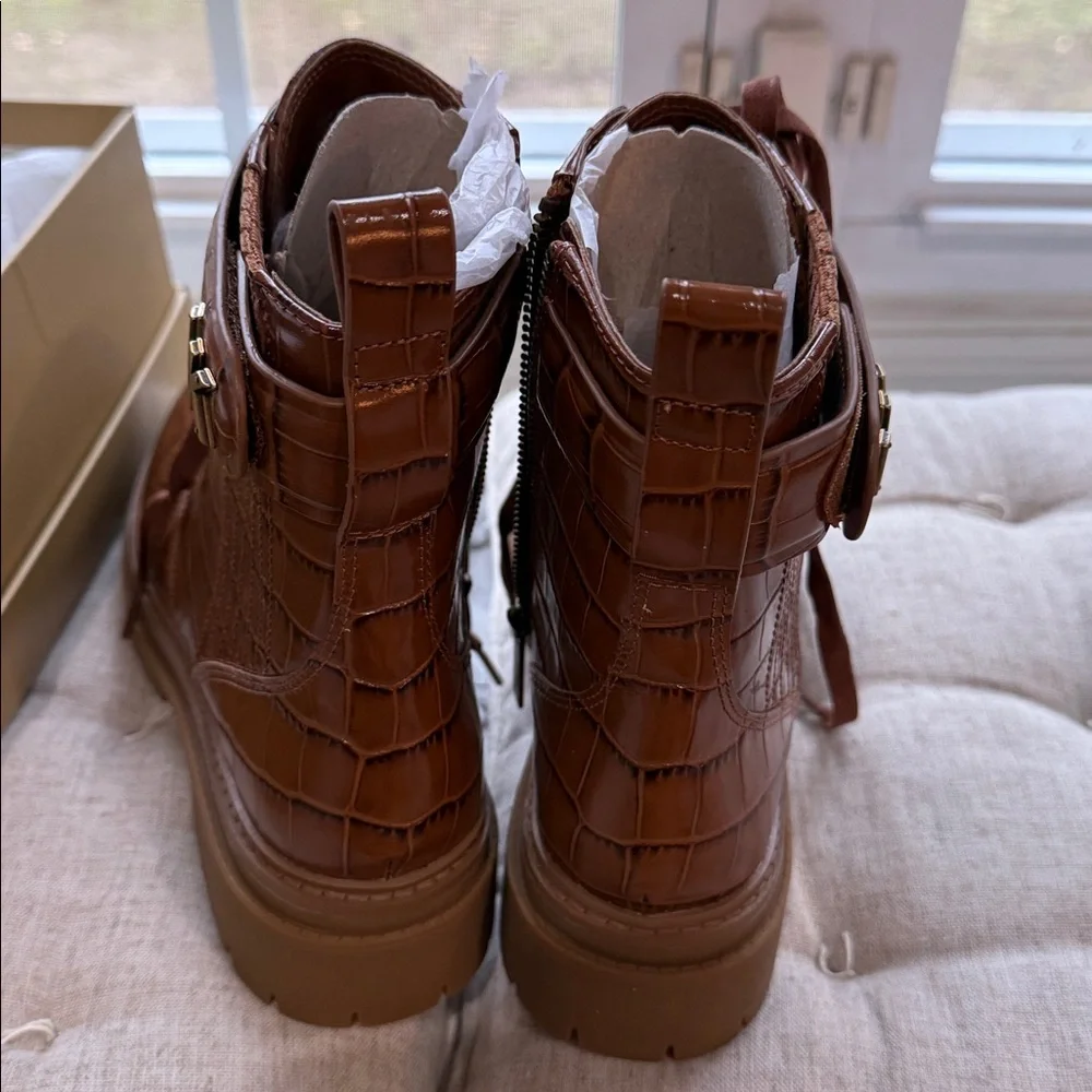 NIB Michael Kors STARK Chestnut Crocodile Embossed Leather Lace Up Combat Boots